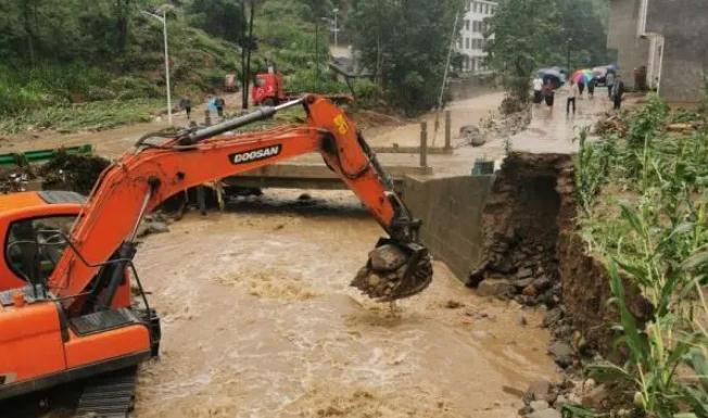 新一輪暴雨來襲，多地加強(qiáng)防汛搶險救災(zāi)